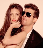 Robin Thicke Blurred Lines.jpg